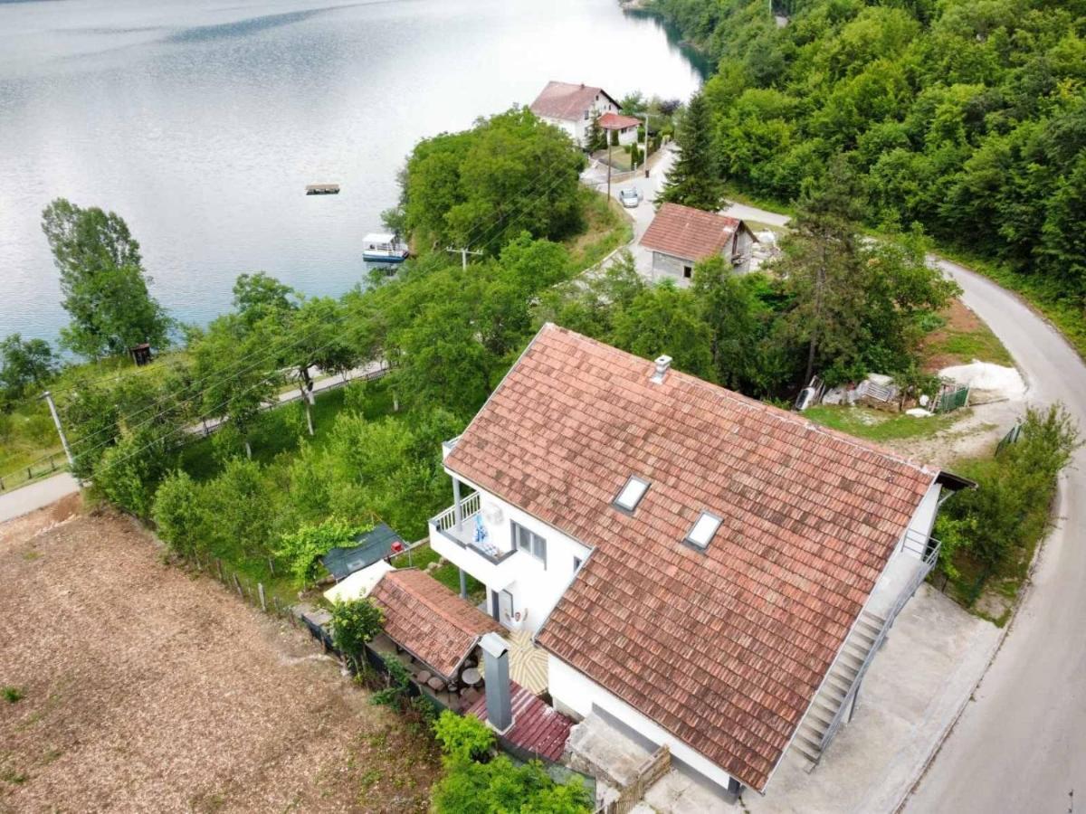 Amani Apartment Kovacevo Polje Екстериор снимка